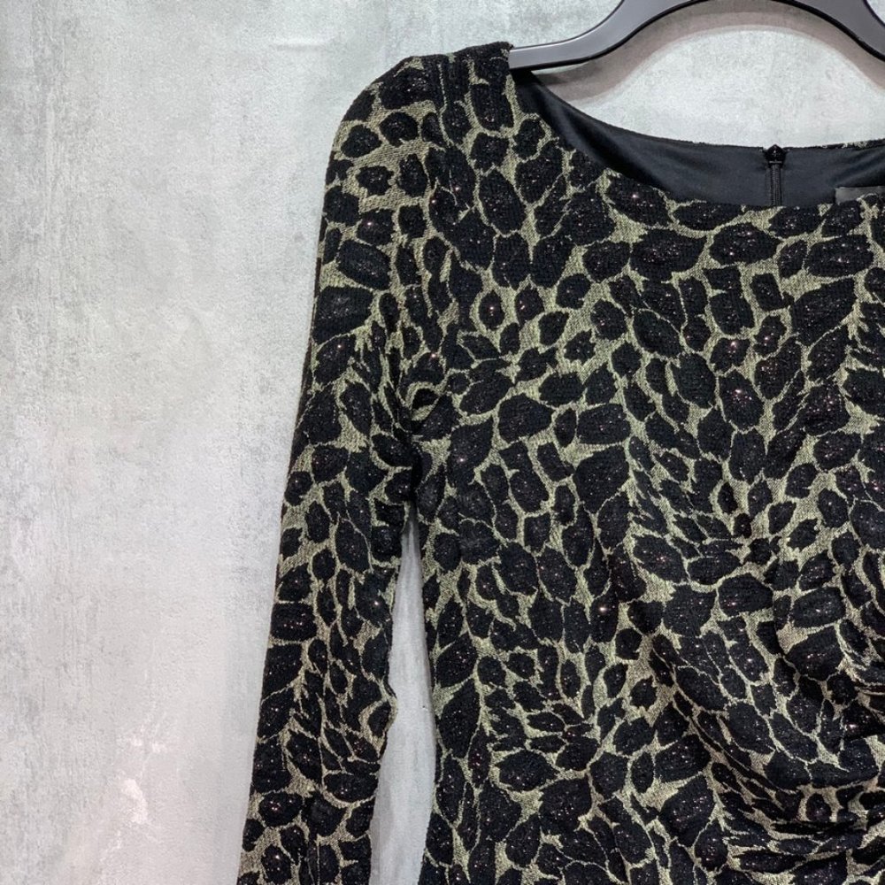 Vince Camuto Long Sleeve Glitter Animal Print Shea - Picture 3 of 12